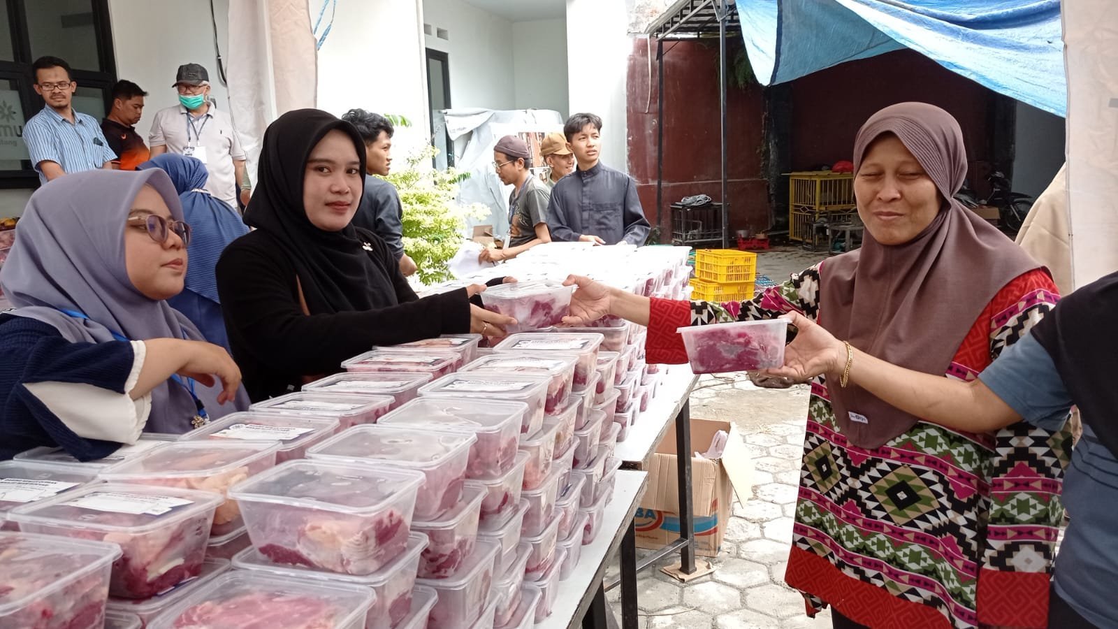 Sembelih Hewan Qurban, Ketua PDM Kota Malang Ajak Maknai Idul Adha